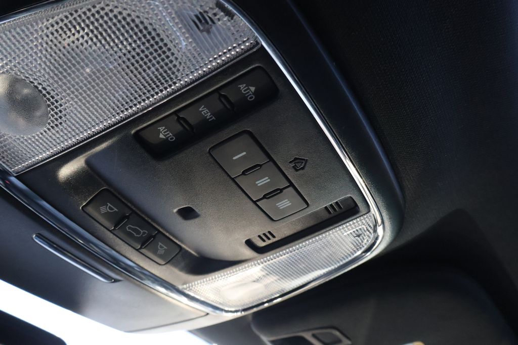 Thumbnail: 2015 Dodge Durango - 29
