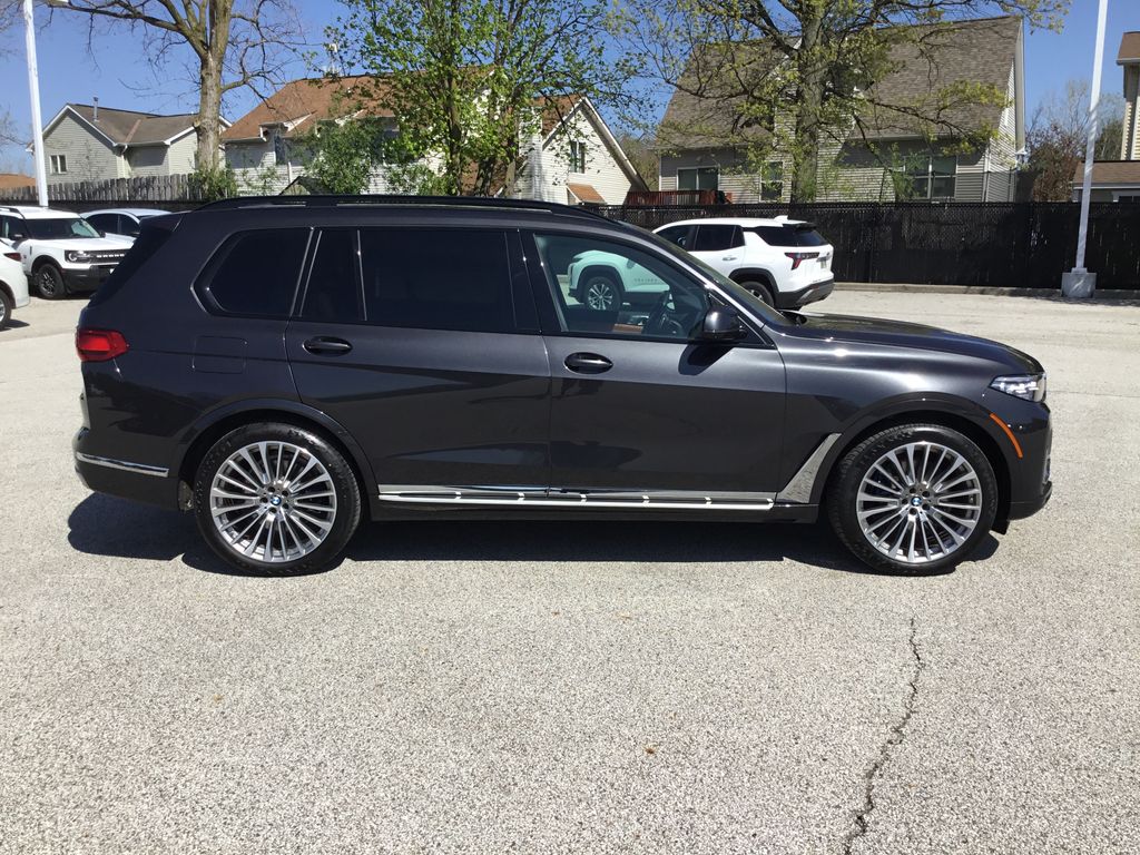 Thumbnail: 2022 BMW X7 - 6