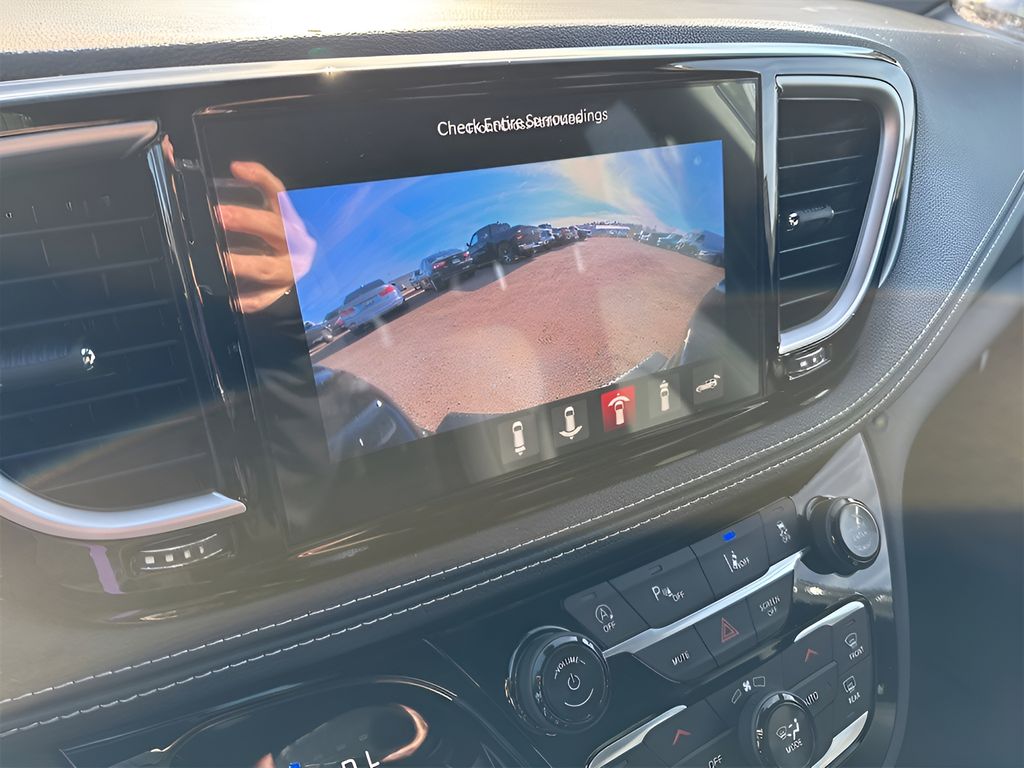 2026 Chrysler Pacifica