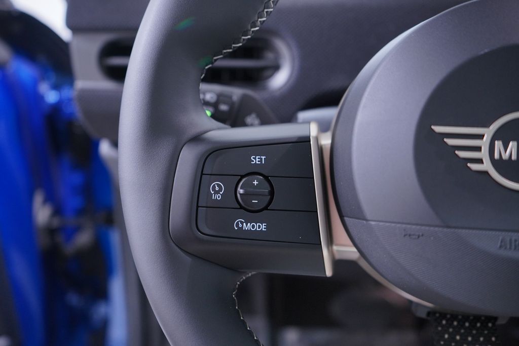 Thumbnail: 2025 MINI Cooper - 15