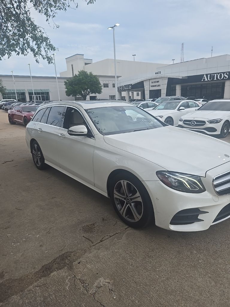 White 2018 Mercedes-Benz E-Class E 400 4MATIC Wagon AWD Wagon All-Wheel Drive 9-Speed Automatic