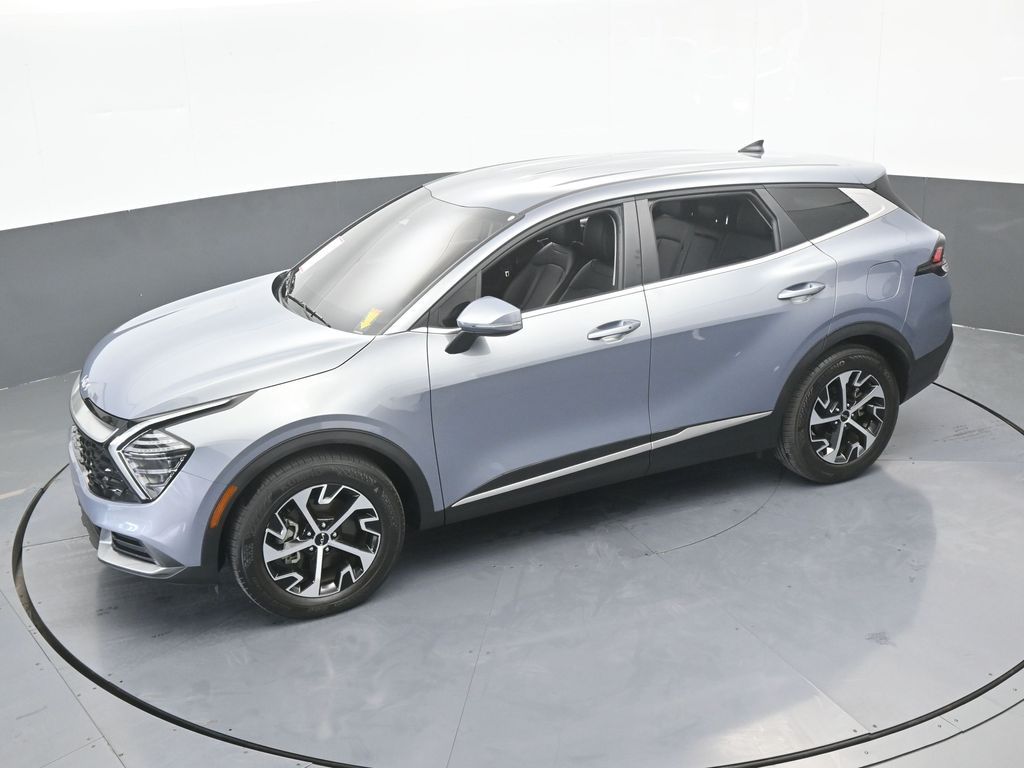 Used 2025 Everlasting Silver Kia EX image 50