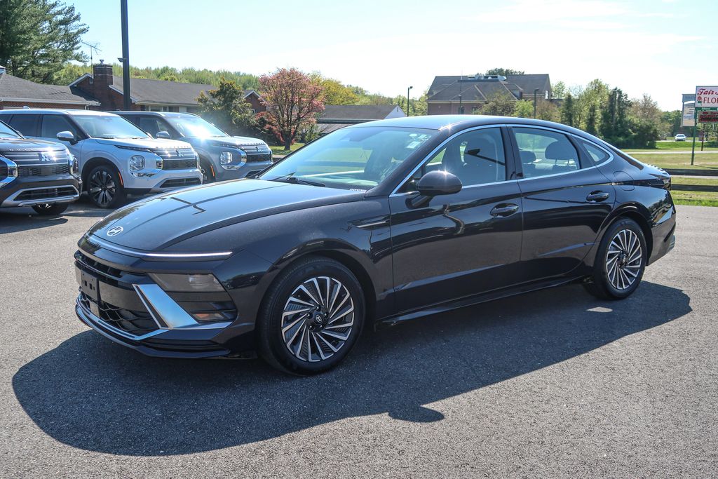 2025 Hyundai Sonata Hybrid SEL