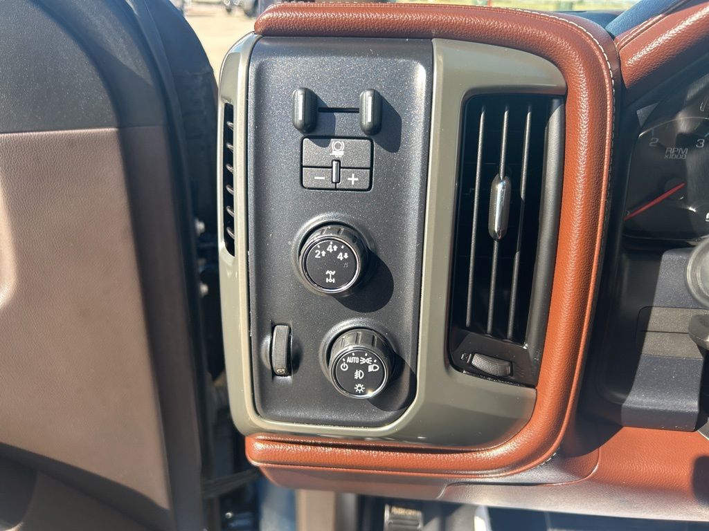 ChevroletSilverado 3500HD20