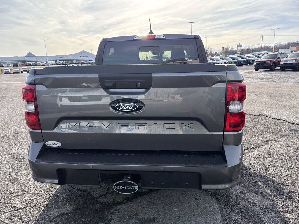 View vehicle photo 7
