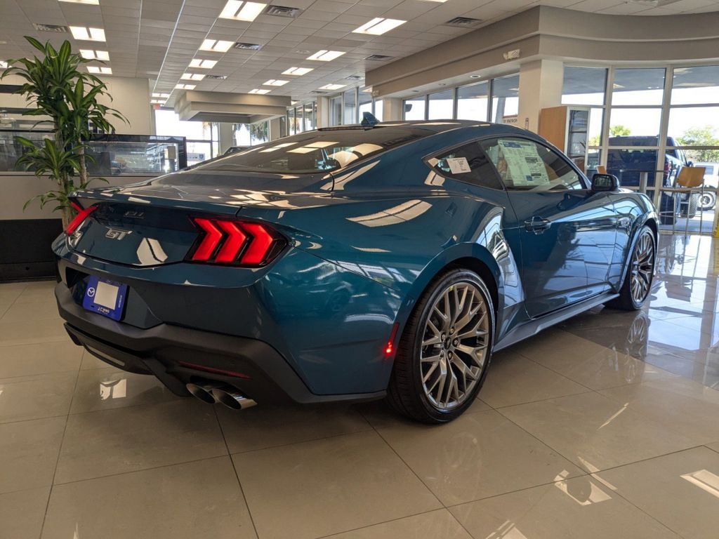 2026 Ford Mustang GT Premium Fastback