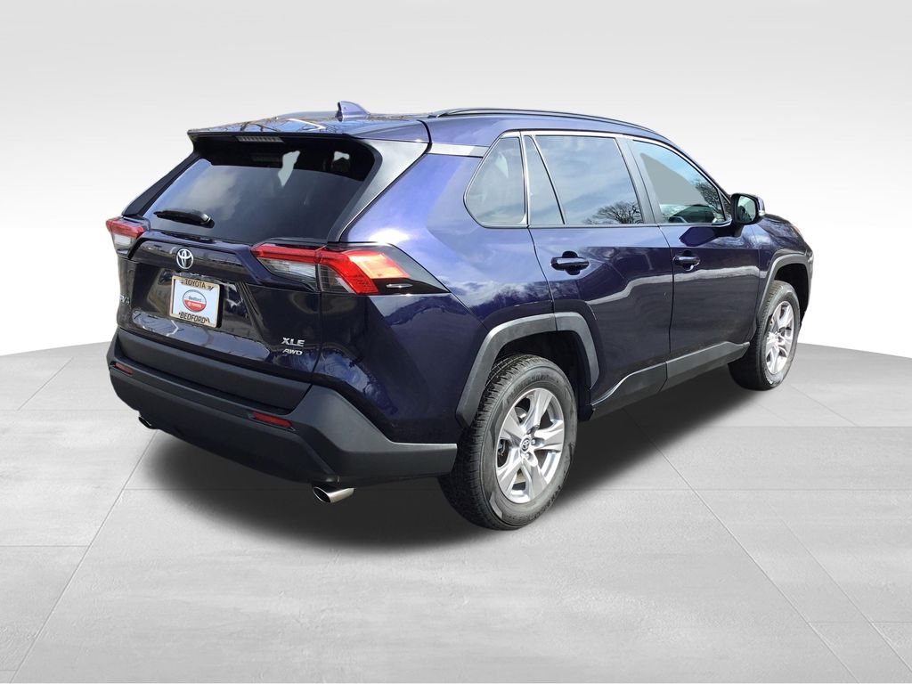 Thumbnail: 2022 Toyota RAV4 - 5