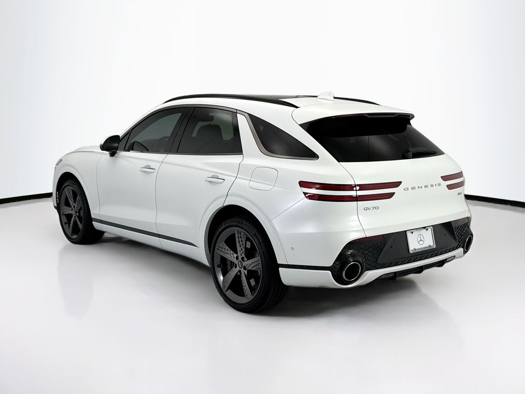 Thumbnail: 2023 Genesis GV70 - 7