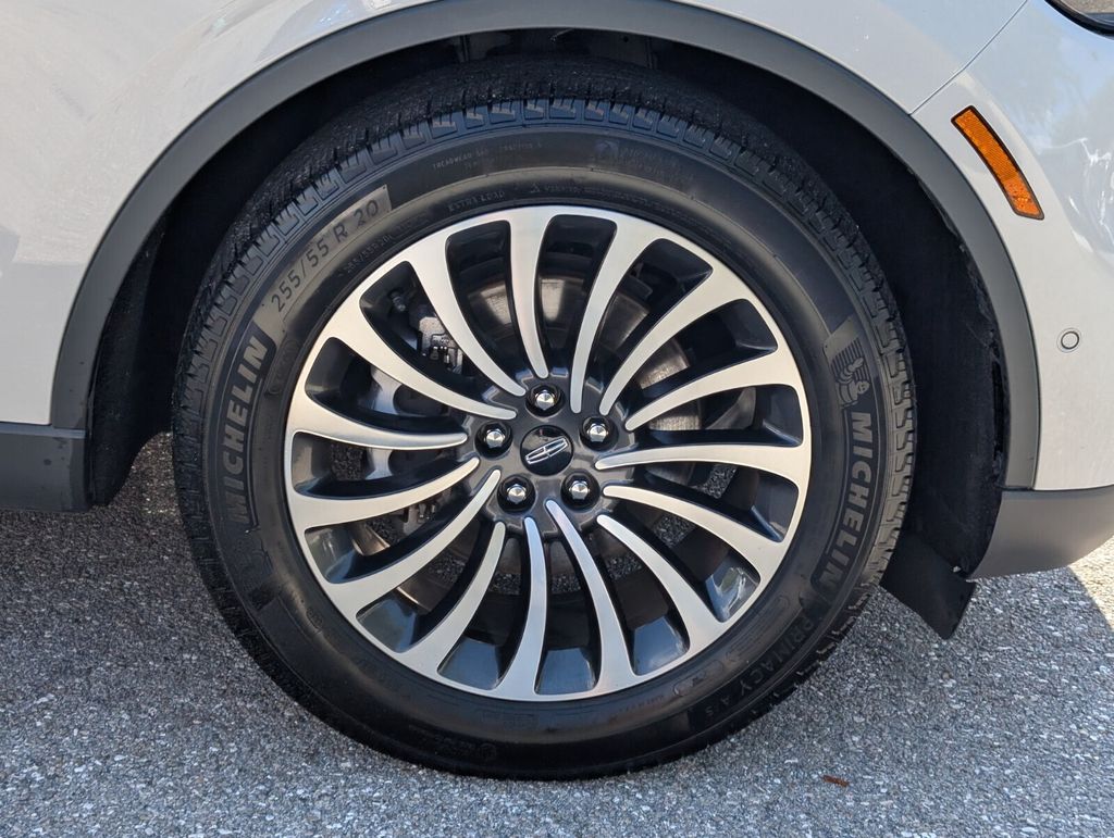 used 2023 Lincoln Aviator car, priced at $43,888