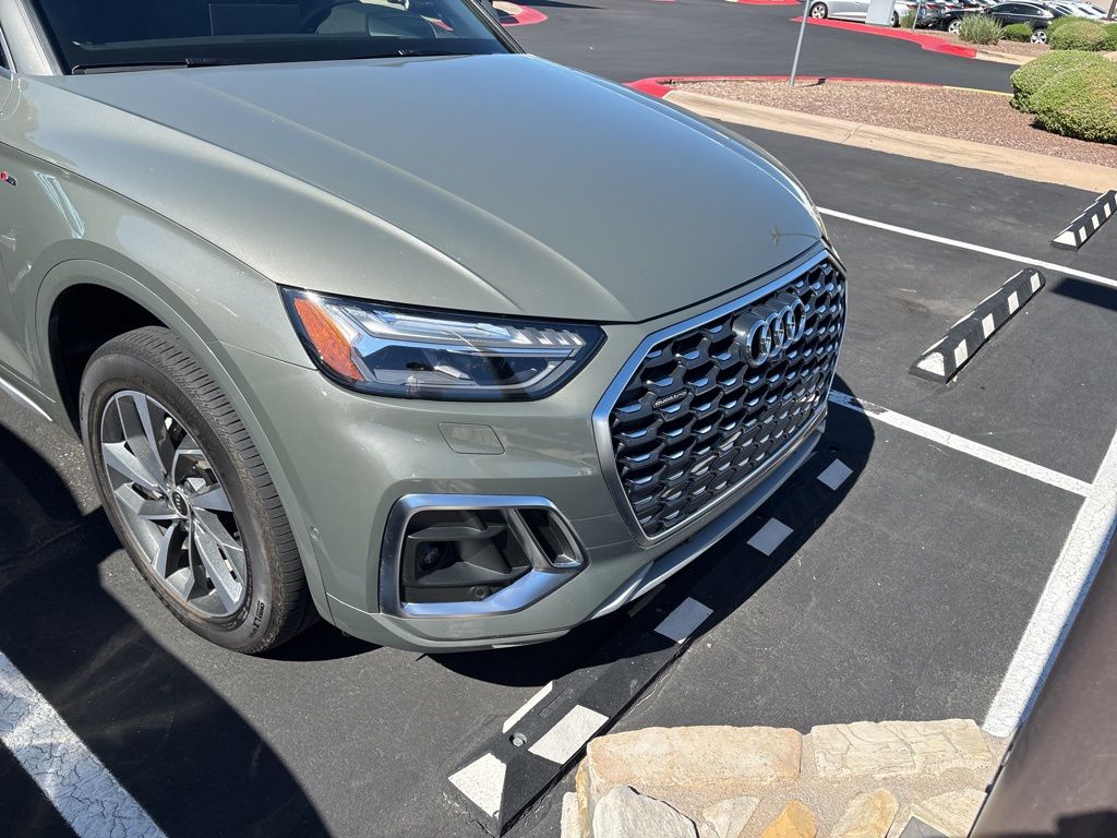 Thumbnail: 2023 Audi Q5 - 3