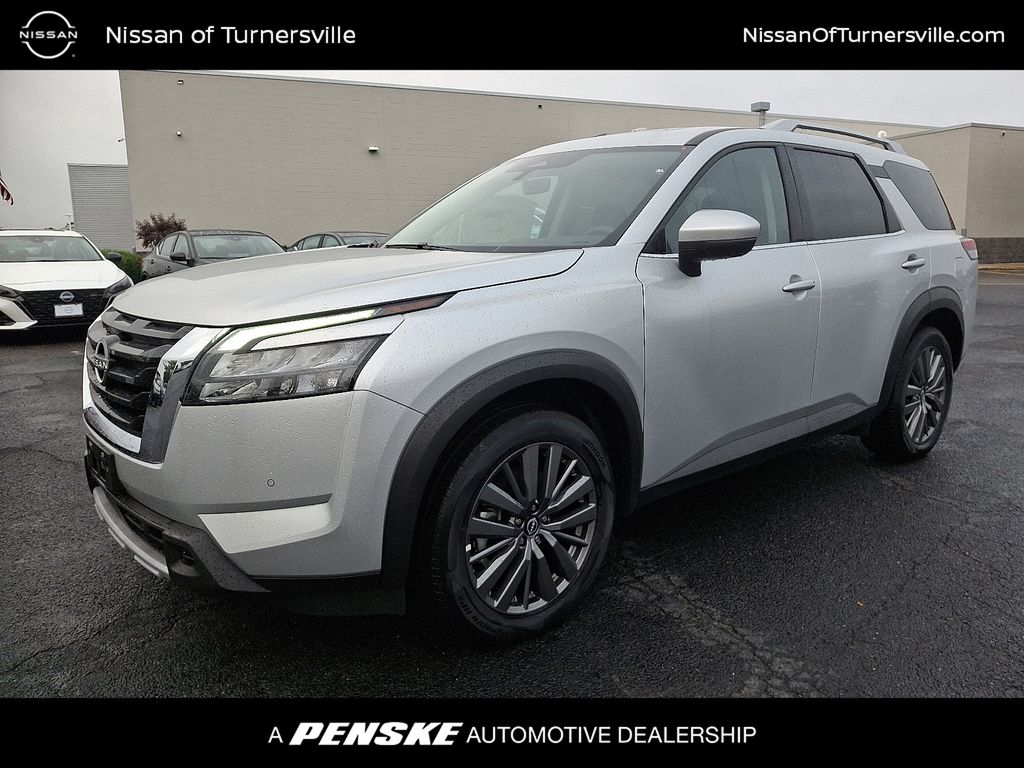 Thumbnail: 2025 Nissan Pathfinder - 1
