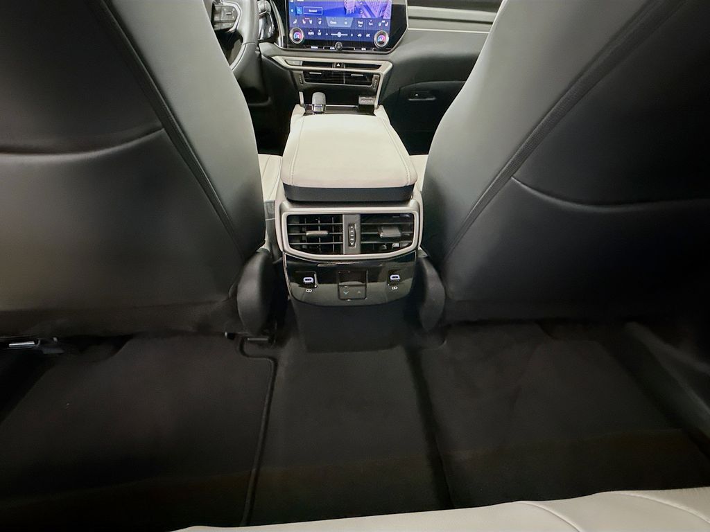 Thumbnail: 2025 Lexus RX - 26