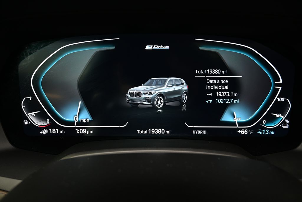 Thumbnail: 2022 BMW X5 - 26