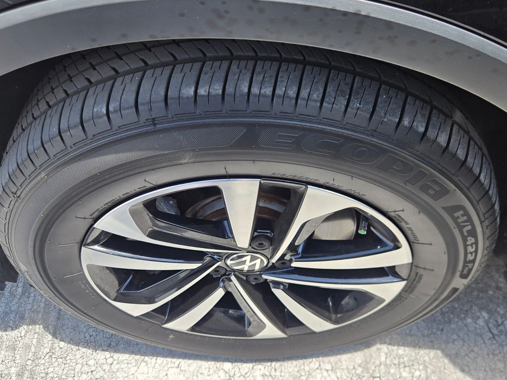 2023 Volkswagen Tiguan - $19,105