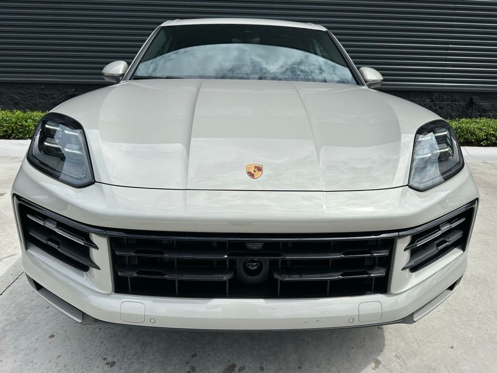 Thumbnail: 2025 Porsche Cayenne - 7