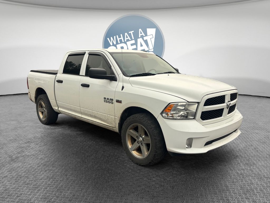 Bright White Clearcoat 2017 RAM 1500 Pickup Truck Four-Wheel Drive 8-Speed Automatic