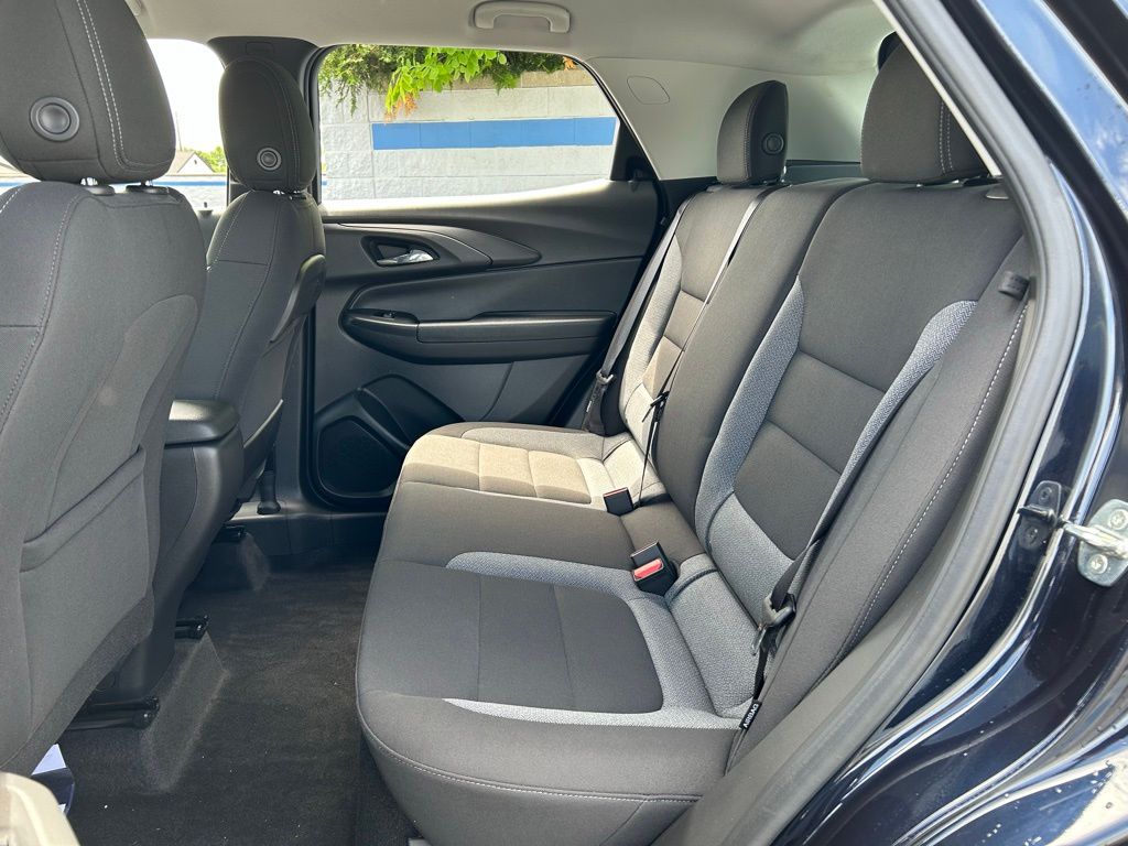 2021 Chevrolet TrailBlazer LS 17