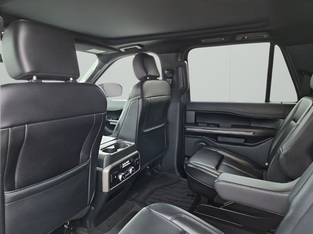 Used Car 2020 Ford Expedition Max  Xlt For Sale Under $25,000 In Austin, Texas