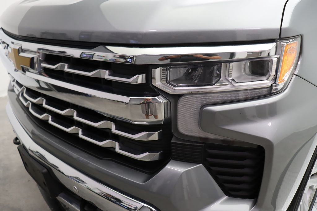 2023 Chevrolet Silverado 1500 LTZ 3