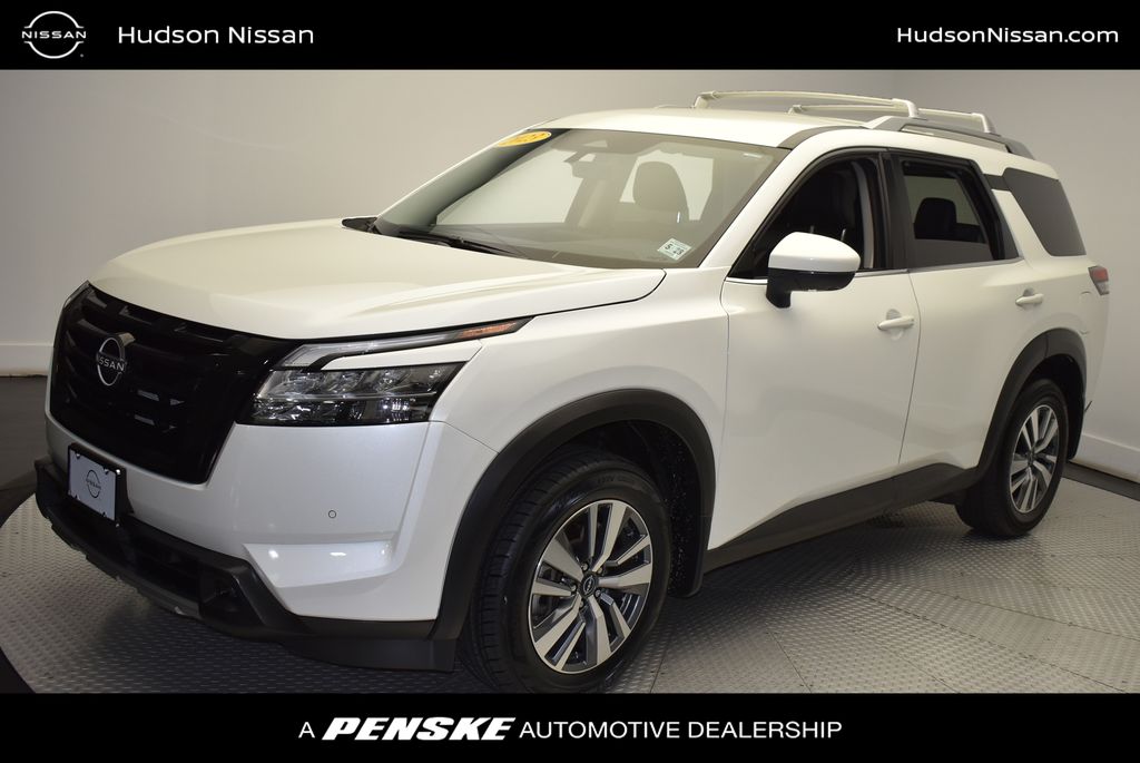 Thumbnail: 2023 Nissan Pathfinder - 1