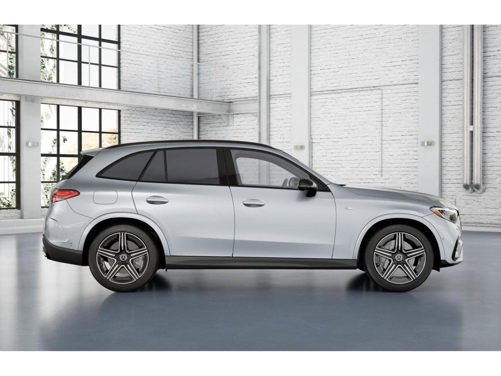 Thumbnail: 2026 Mercedes-Benz GLC - 2