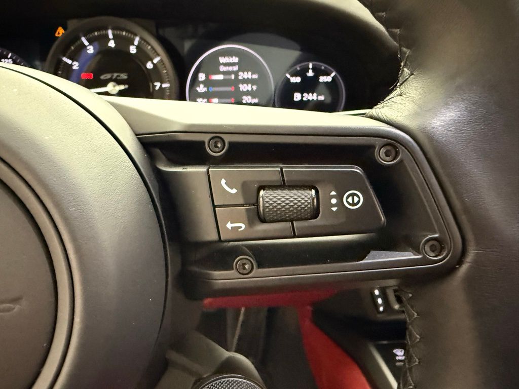 Thumbnail: 2023 Porsche 911 - 14