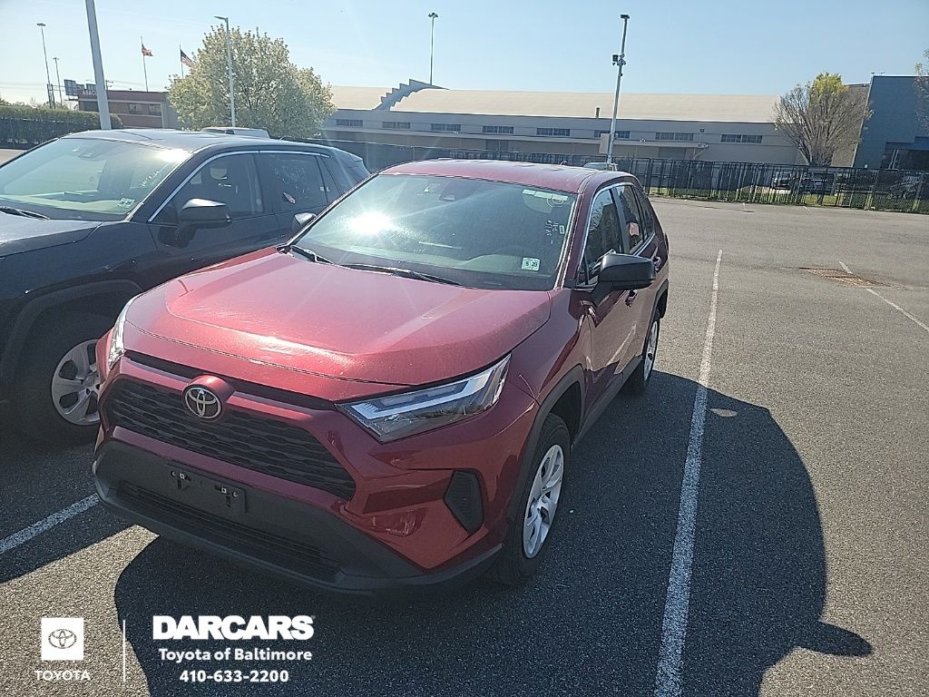 White (Wind Chill Pearl) 2024 Toyota RAV4 LE AWD SUV / Crossover All-Wheel Drive 8-Speed Automatic