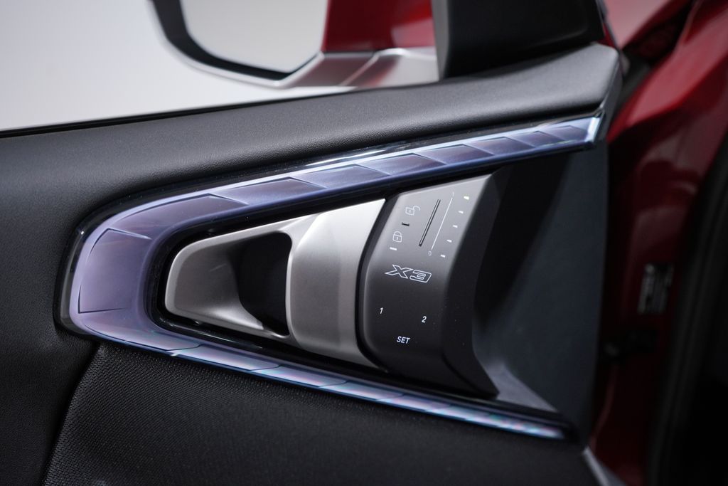 Thumbnail: 2026 BMW X3 - 23