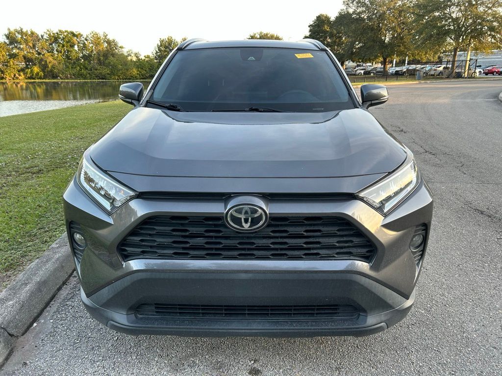 Thumbnail: 2021 Toyota RAV4 - 8