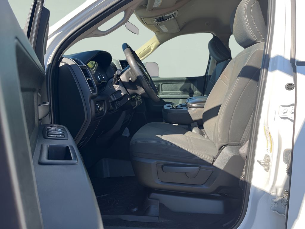 2020 Ram 2500 Tradesman photo 4