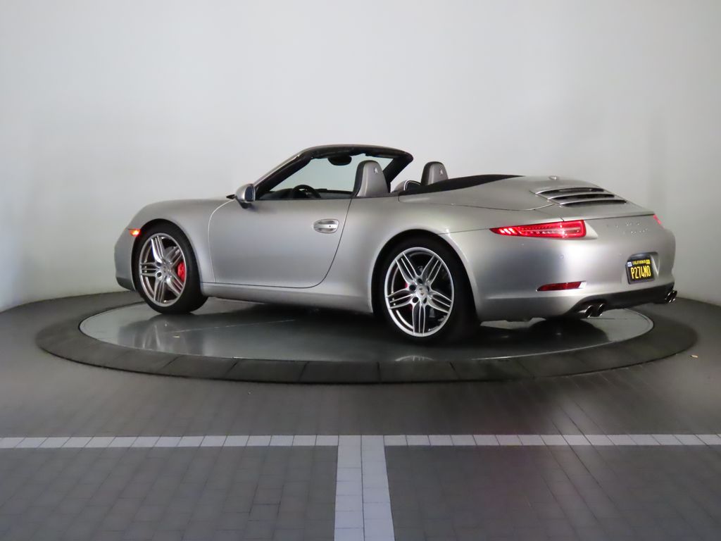 Thumbnail: 2012 Porsche 911 - 13