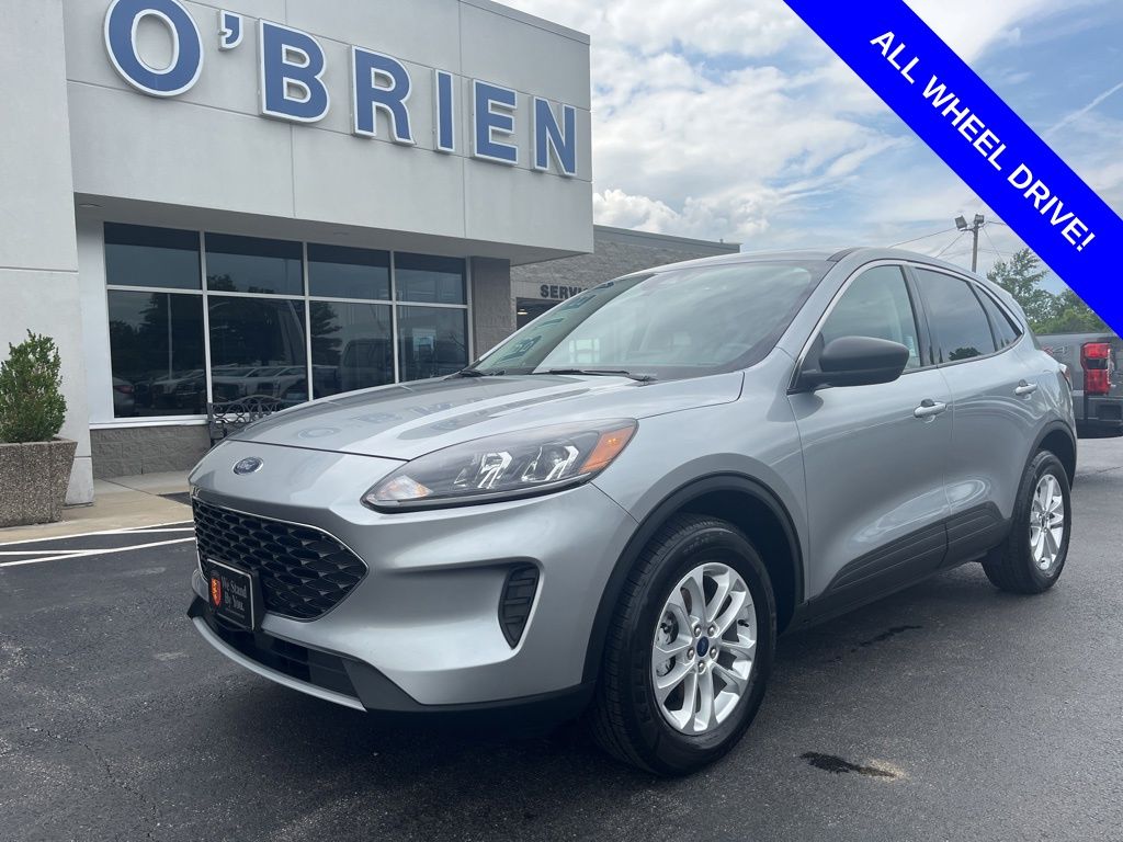Iconic Silver Metallic 2022 Ford Escape SUV / Crossover All-Wheel Drive 8-Speed Automatic
