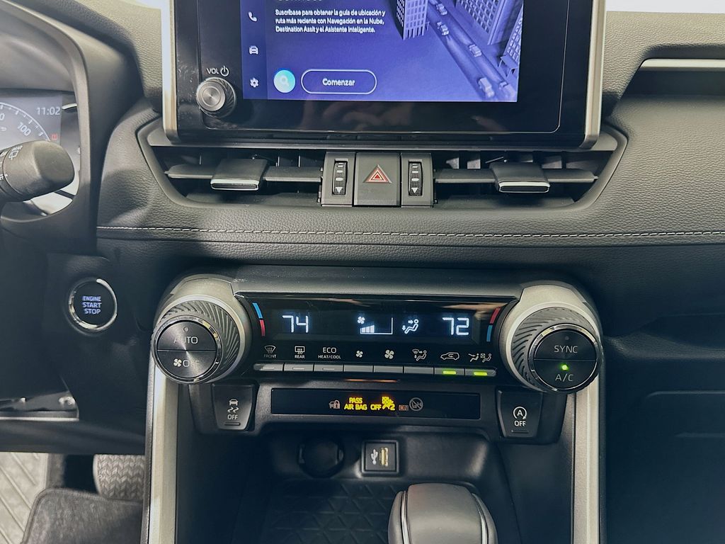 Thumbnail: 2025 Toyota RAV4 - 15