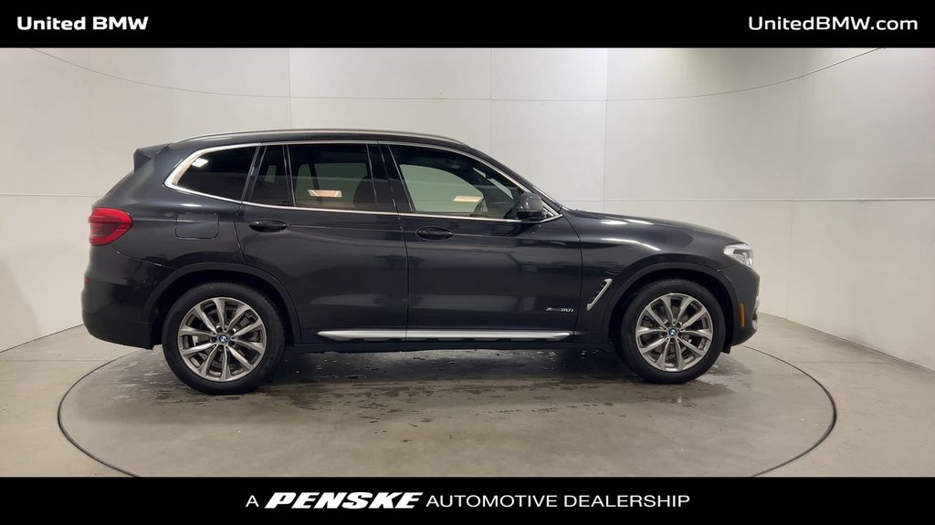 Thumbnail: 2018 BMW X3 - 9