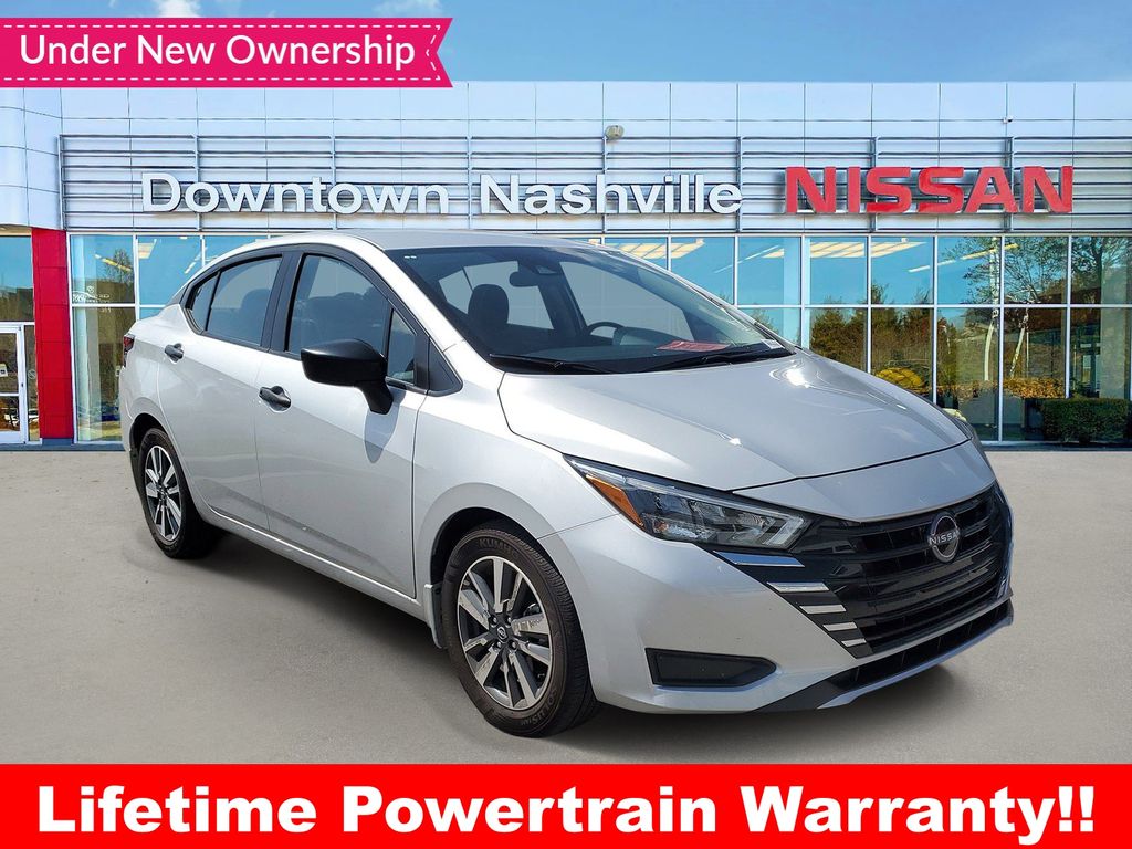 Brilliant Silver Metallic 2025 Nissan Versa Sedan Front-Wheel Drive Continuously Variable Transmission