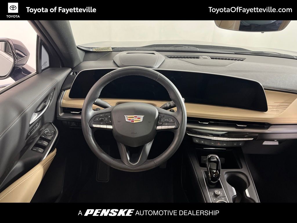 Thumbnail: 2024 Cadillac XT4 - 2