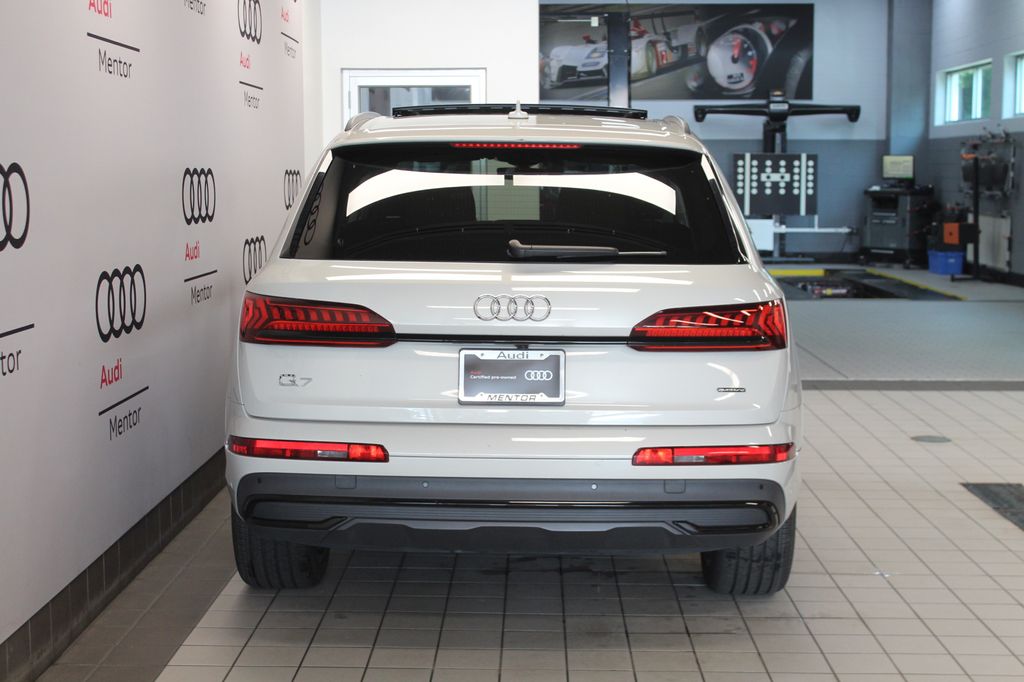 Thumbnail: 2023 Audi Q7 - 5