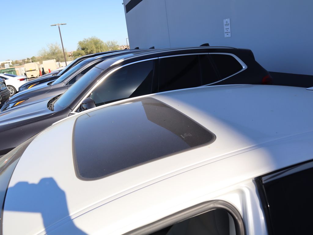 Thumbnail: 2013 Lexus ES - 4