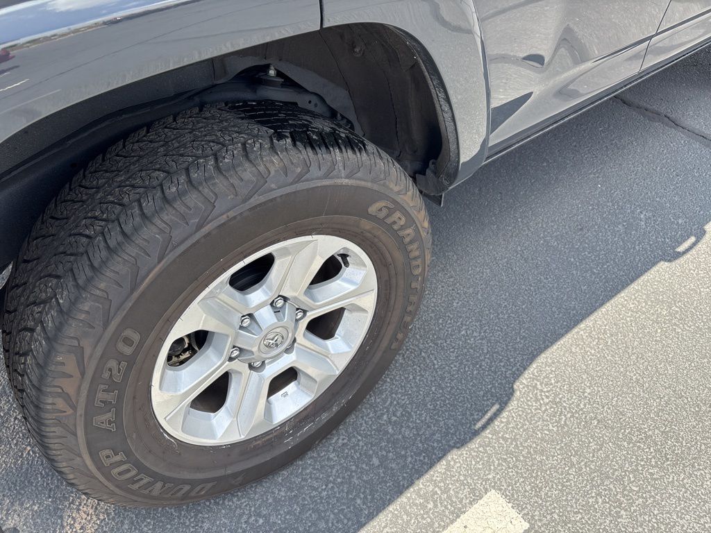 2024 Toyota 4Runner SR5 18