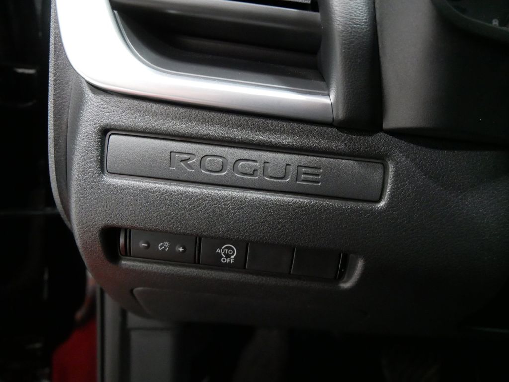 Used 2023 Nissan Rogue SUV