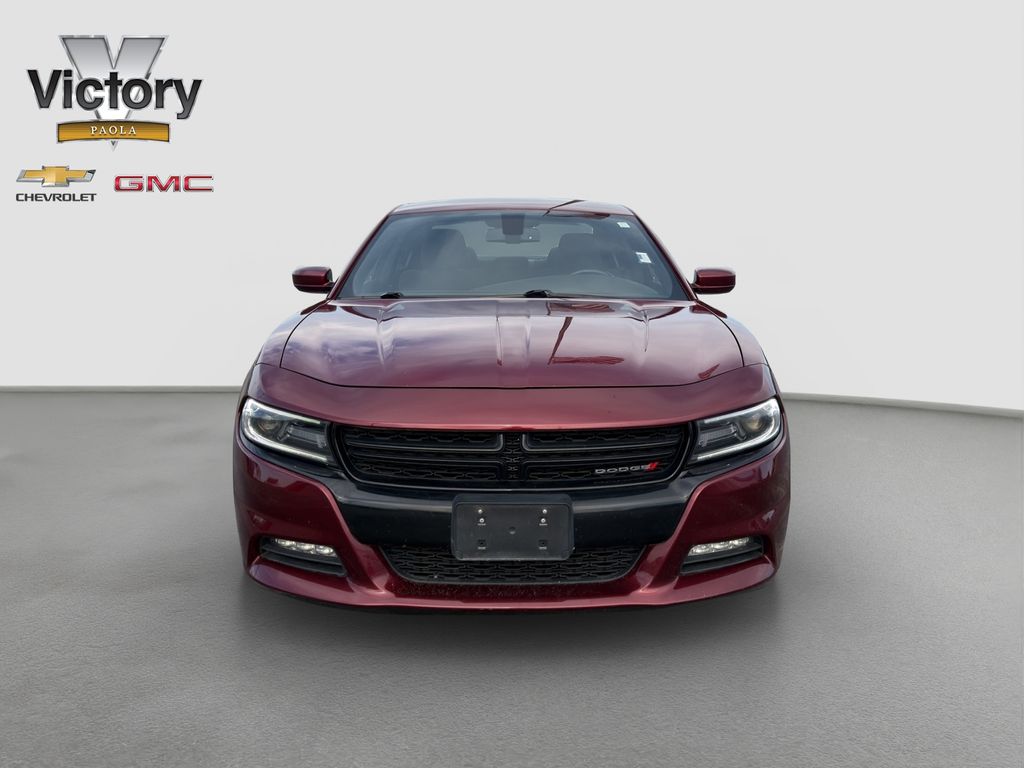 Used 2019 Dodge Charger SXT with VIN 2C3CDXJG7KH757938 for sale in Kansas City