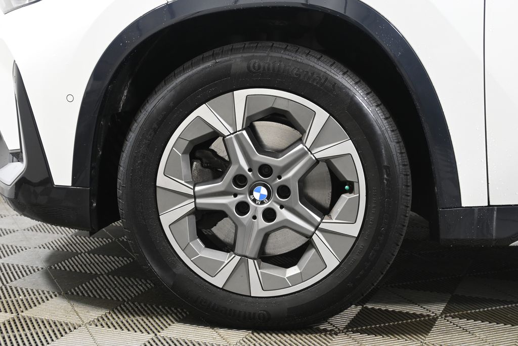 Thumbnail: 2023 BMW X1 - 12