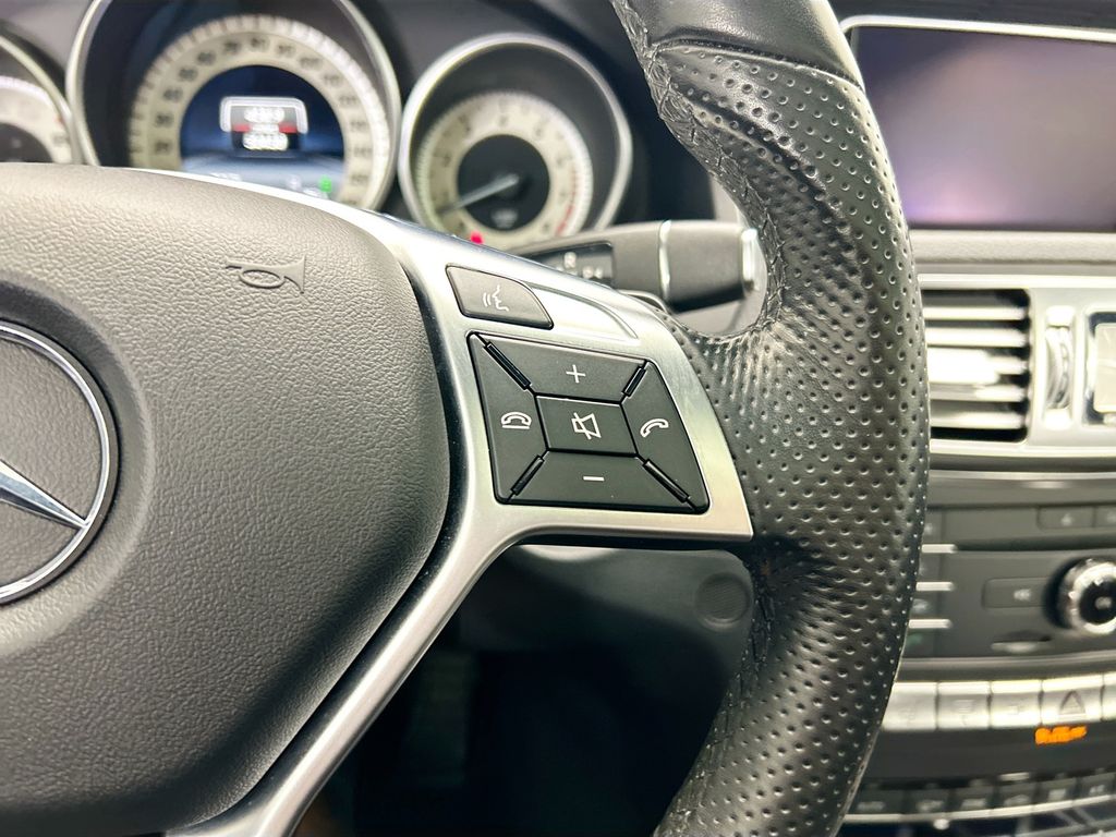 Thumbnail: 2017 Mercedes-Benz E-Class - 12