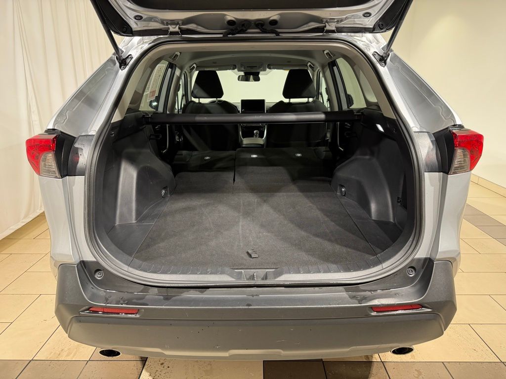 Thumbnail: 2024 Toyota RAV4 - 12