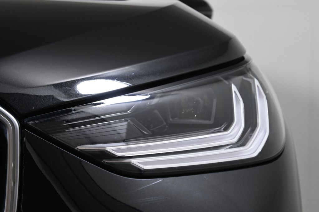 Thumbnail: 2025 BMW X3 - 11