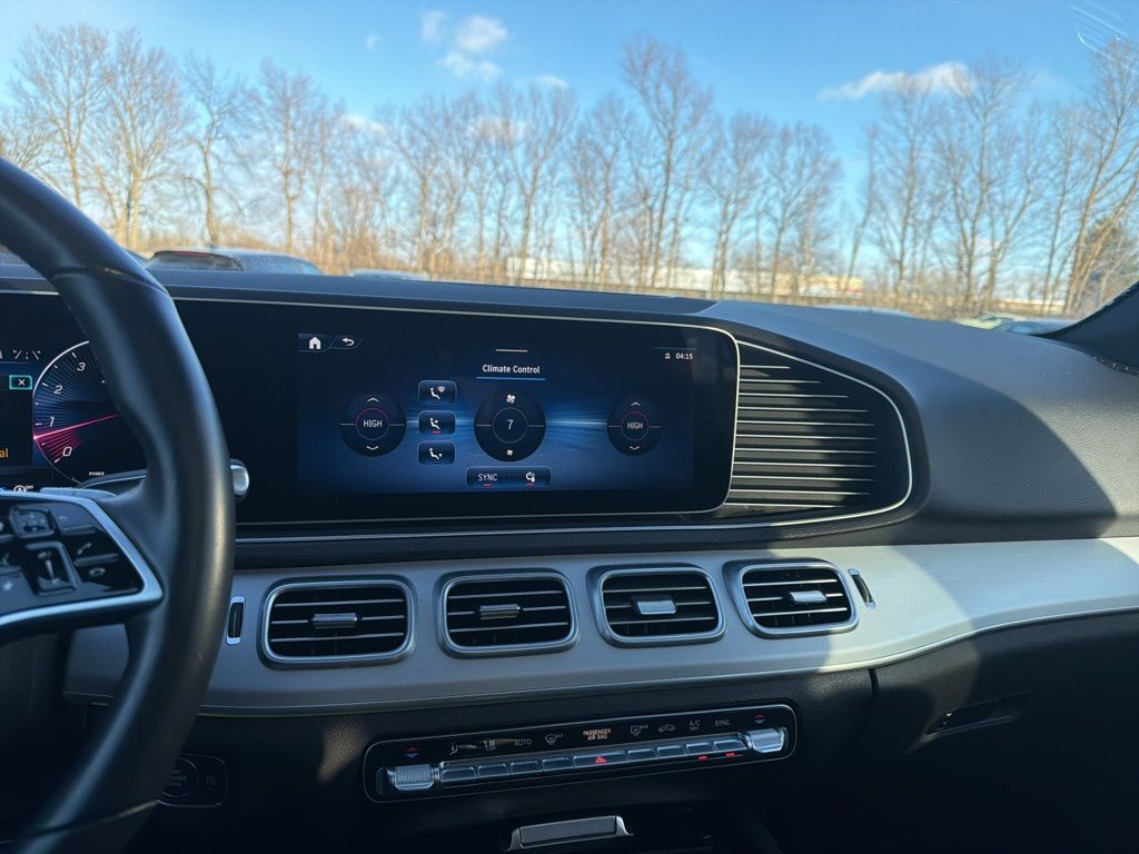 Thumbnail: 2025 Mercedes-Benz GLE - 15