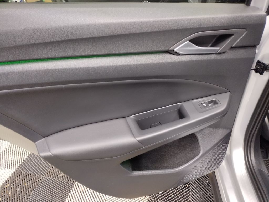 2022 Volkswagen Golf GTI Autobahn