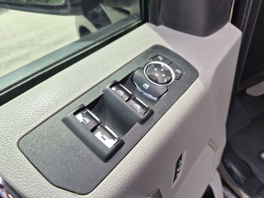 Used Car 2019 Ford F-150  Xlt For Sale Under $25,000 In Austin, Texas