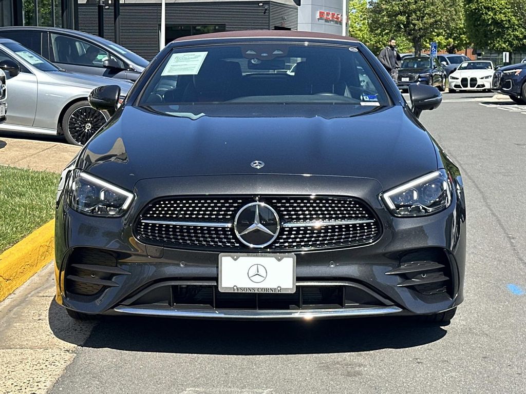 Thumbnail: 2023 Mercedes-Benz E-Class - 4
