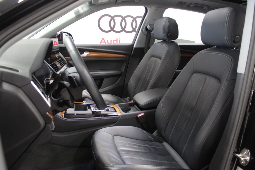 Thumbnail: 2023 Audi Q5 - 12